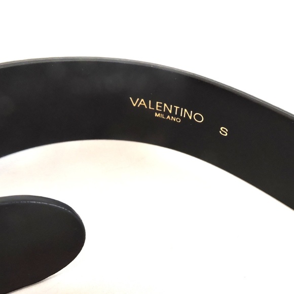 VAIENTINO ?? WOMEN\'S BLACK LEATHER FASHION BELT